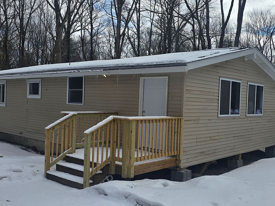 1st image of 204 Dogwood Ln