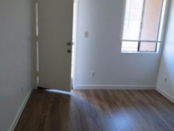 5th image of 9421 Rose St #202