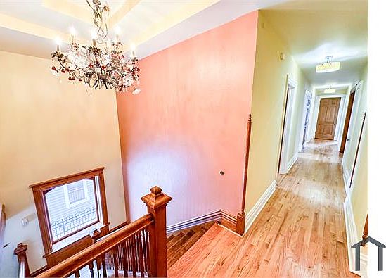 5th image of 113 Buffalo St