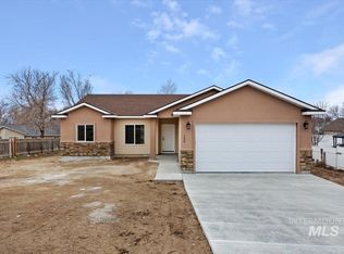 140 Jerome St, Wendell, ID 83355