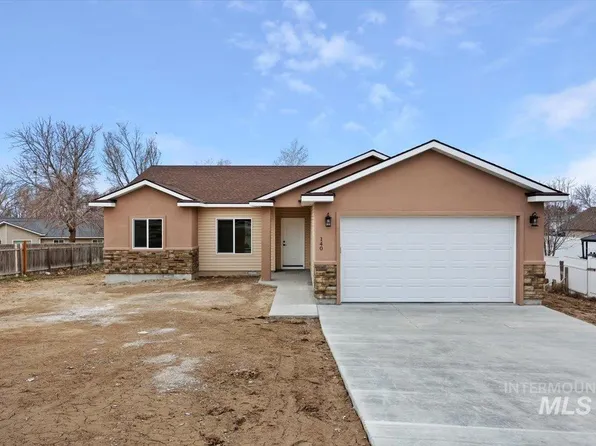 140 Jerome St, Wendell, ID 83355