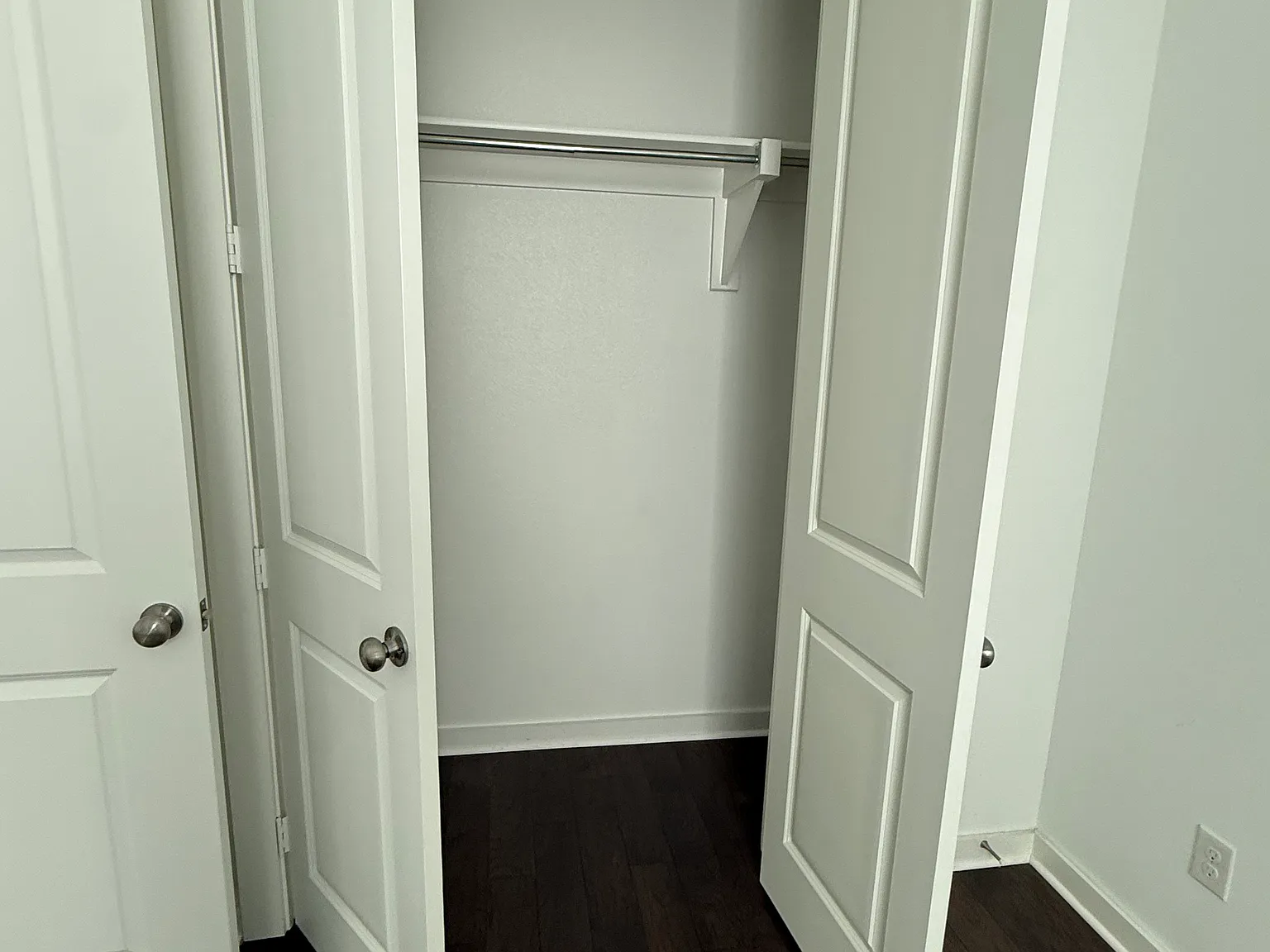 3 bed, 2000 sqft, $3,300 — Photo 3