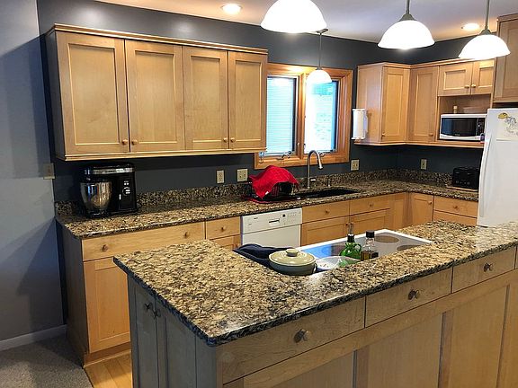 Quartz countertop 