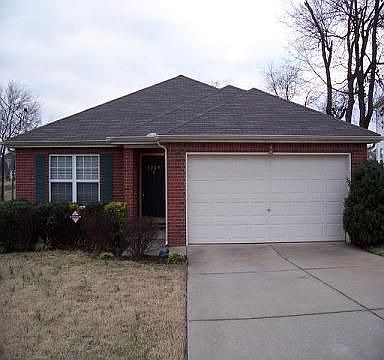 Lovely, Spacious 3 Bedroom and 2 Bath Home