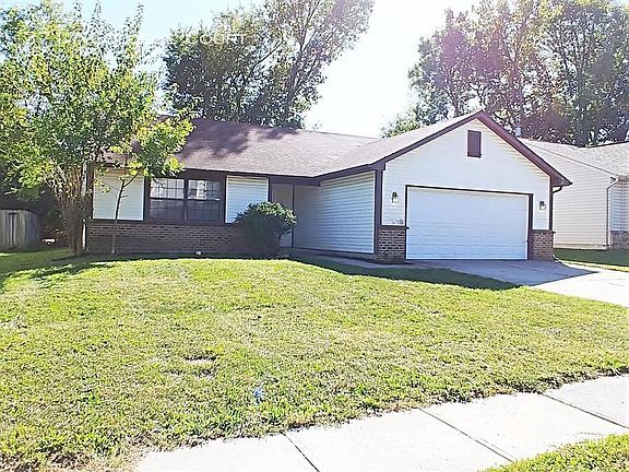 4th image of 3717 Cologne Ct