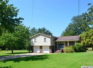 115 Buena Vista Cir, Gadsden, AL 35904