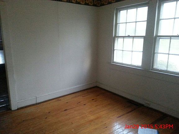 3rd image of 519 Milwee Ave