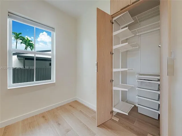 6356 SW 14th St — Photo 7