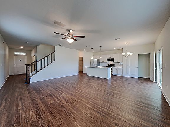 3rd image of 1285 Tara Ln