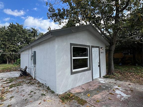 2nd image of 10875 NW 10th Ave