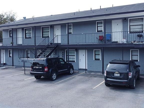 2nd image of 1610 Norma Ln
