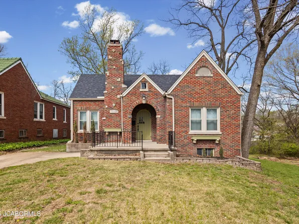 123 E Circle Dr, Jefferson City, MO 65109