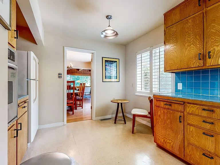 4560 Sullivan Ct — Photo 29