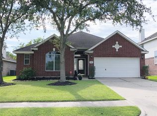 4508 Grove Park Dr, League City, TX 77573