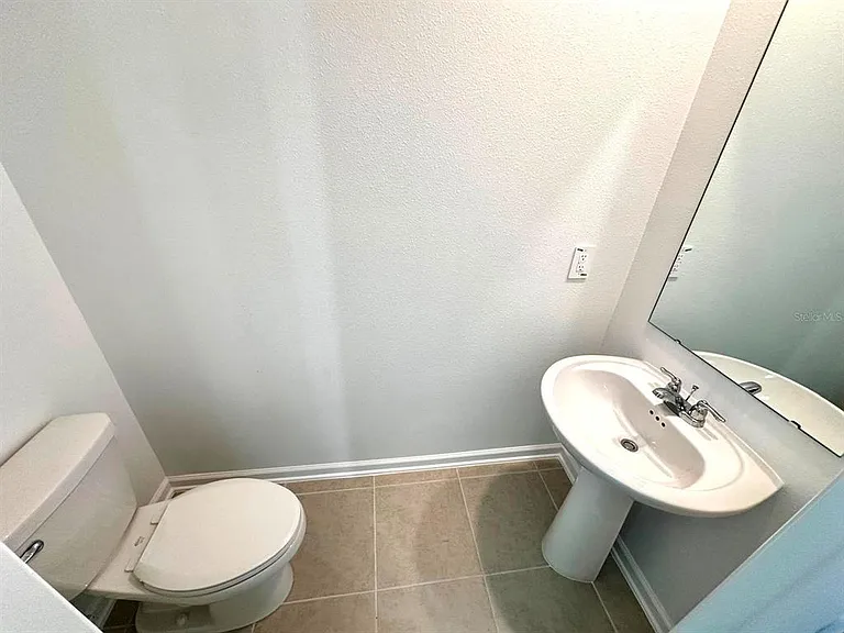 3874 Amers Loop — Photo 9