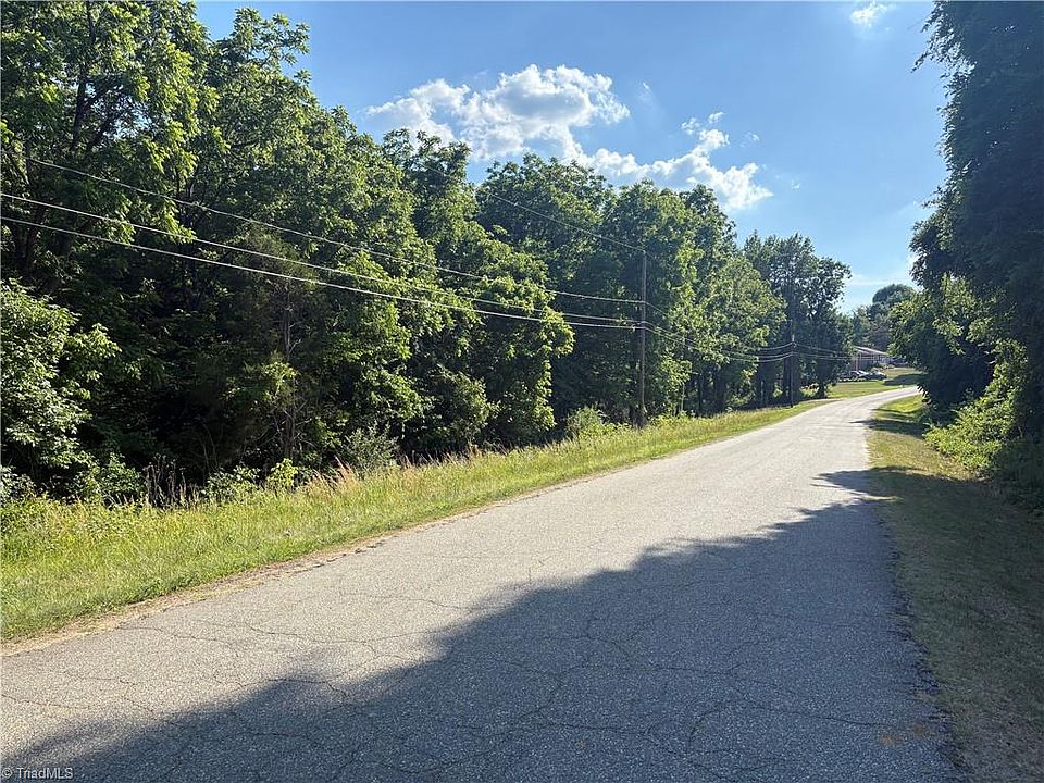2nd image of 0 Pearl Ave