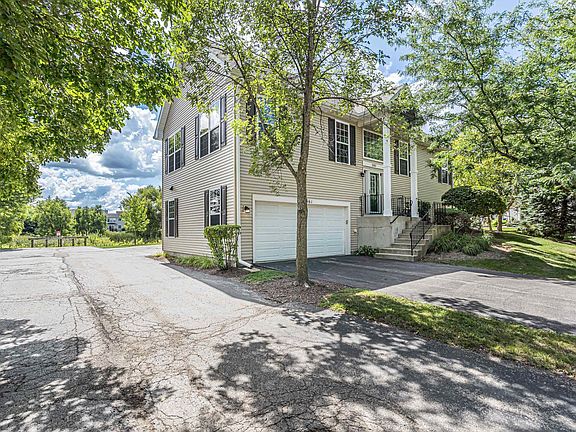 4th image of 1561 W Turtle Creek Ln #1561