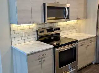 28 A Regal Ave #1A, Winnipeg, MB R2M0N9