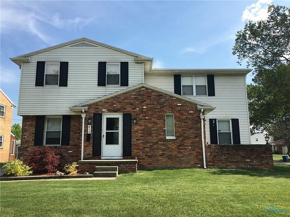 2nd image of 817 Gribbin Ln