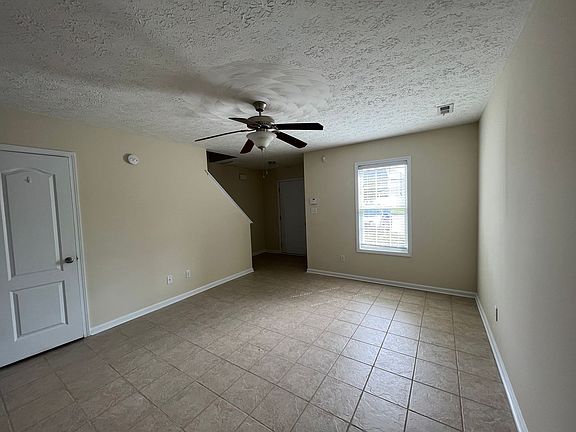 3rd image of 107 Glen Cannon Dr