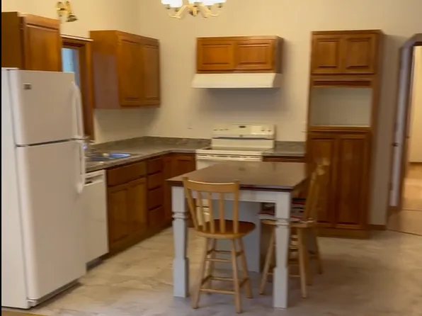 714 7th St #1, Cheney, WA 99004