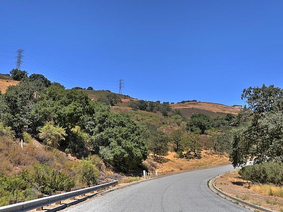 4th image of 22605 Country View Ln