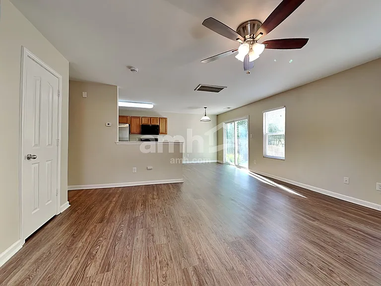 5432 Wyalong Dr — Photo 7