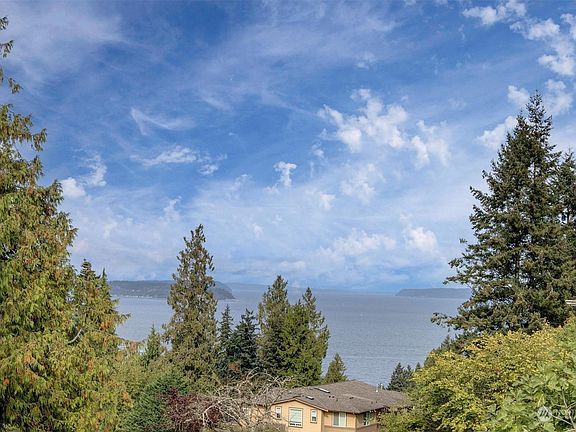 Feel the relaxation as you enjoy your morning tea>