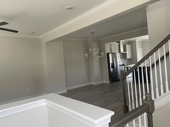 Open concept living/kitchen
