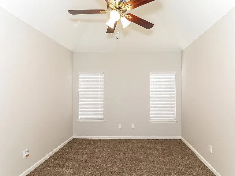 8574 Napoli Dr — Photo 7