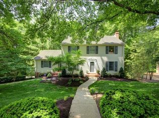 22 Brittany Woods, Charleston, WV 25314