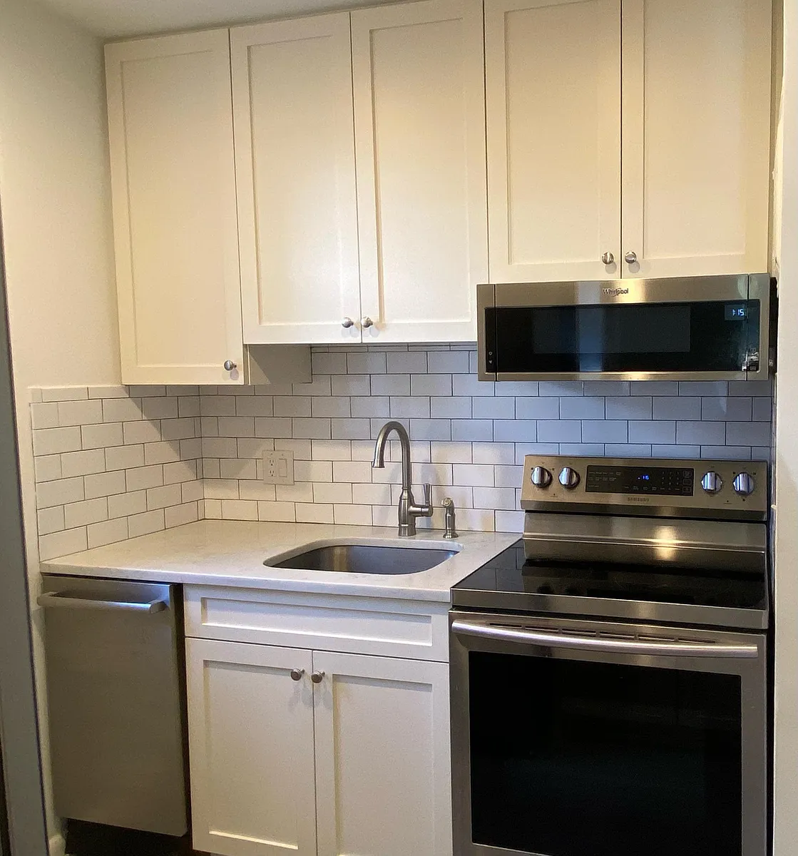 Building Photo - 4000 Beecher St NW #101