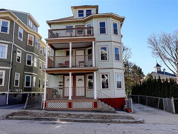 5th image of 45 Carrington Ave
