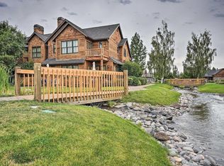 637 W Jefferson Ave, Sisters, OR 97759