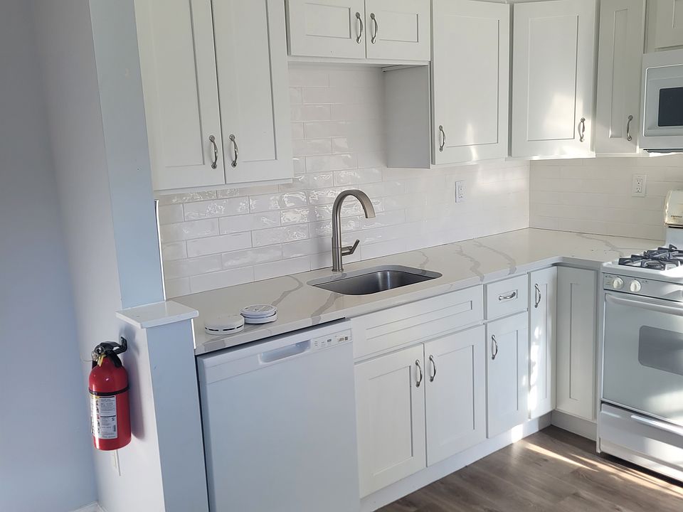 Kitchen includes Dishwasher - bright space