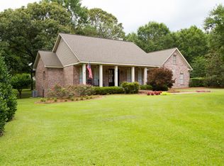 39 Winding Brook Dr, Sumrall, MS 39482