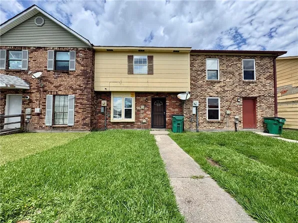 6730 Mather Dr, Marrero, LA 70072