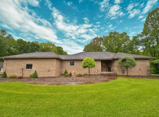 192 Crill Rd, Mercer, PA 16137