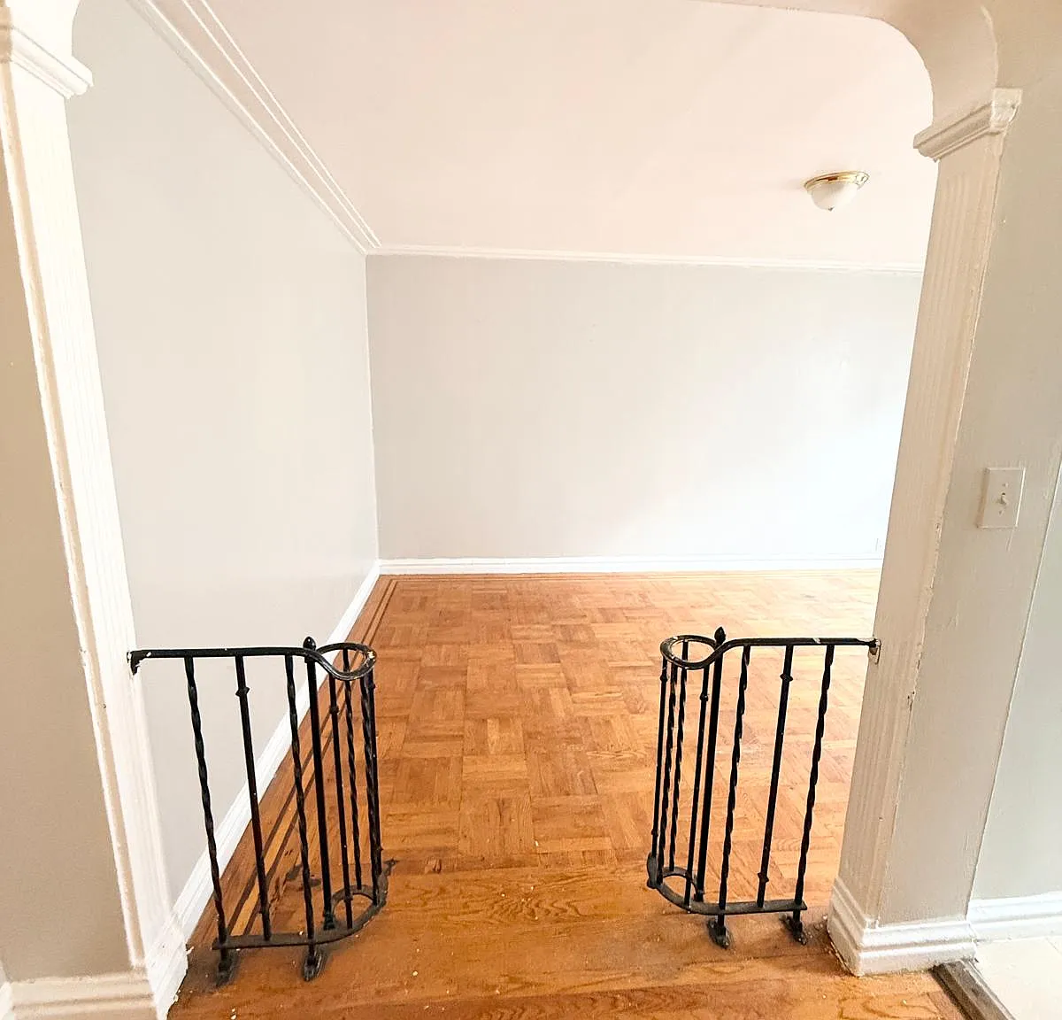 253 East 181st Street — Photo 3