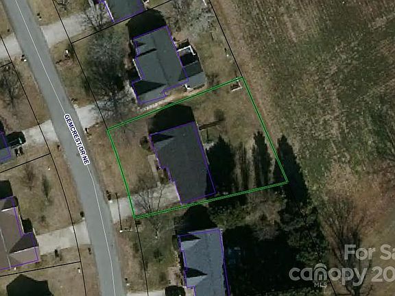 3rd image of 711 Gemcrest Dr NE