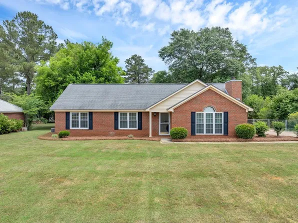 132 Cuaneta Dr, Leesburg, GA 31763