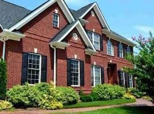 543 Old Iron Works Rd, Spartanburg, SC 29302