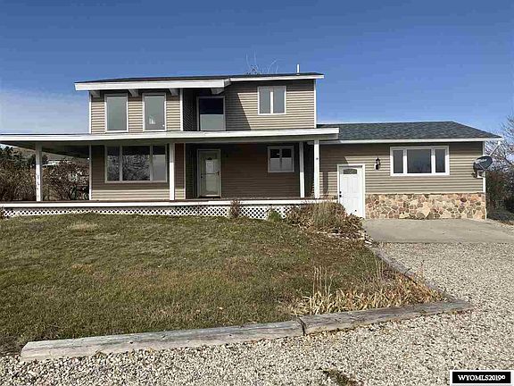 3rd image of 13 Prairie Dr