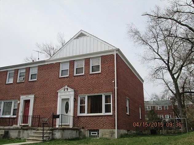 2nd image of 1621 Wadsworth Way