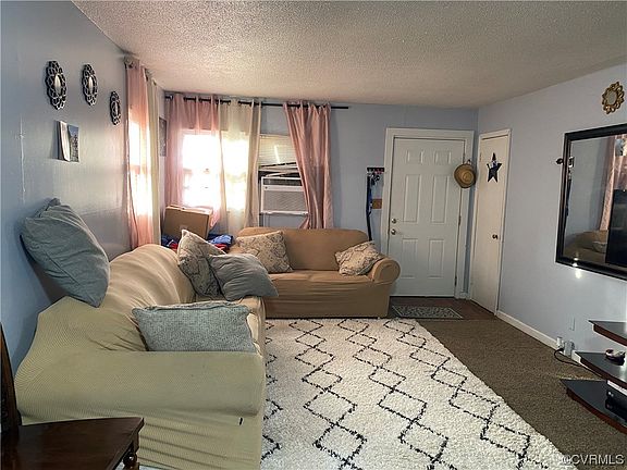 2nd image of 1026 McKenzie St