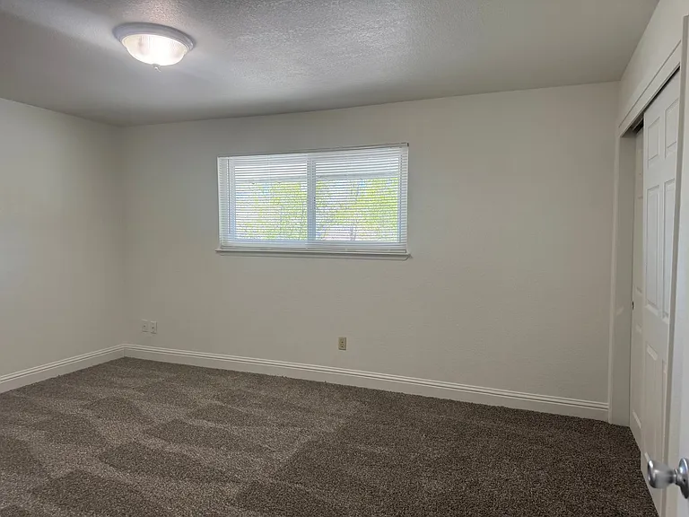 1841 E Long St #7 — Photo 10
