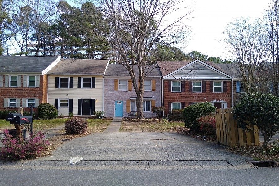 1st image of 606 Twin Brooks Way