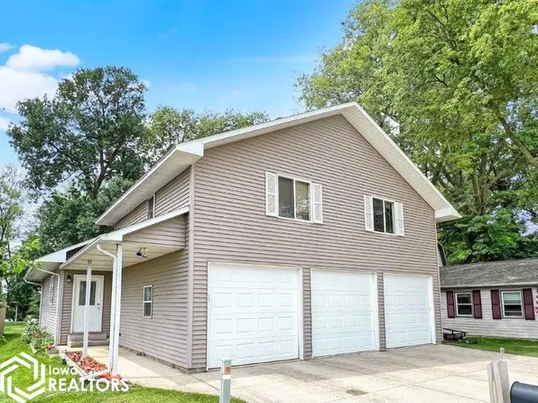 1357 Beeds Lake Dr, Hampton, IA 50441