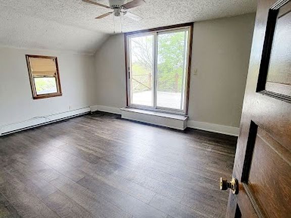 3rd image of 367 Mansion St #576c12f0c