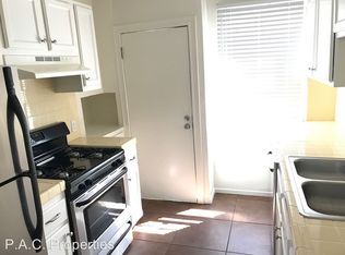5214 1/2 Fountain Ave, Los Angeles, CA 90029